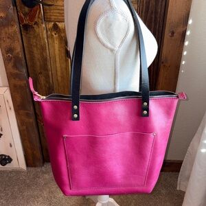 Portland leather goods unicorn in hibiscus medium zip tote , bnnu & discontinued